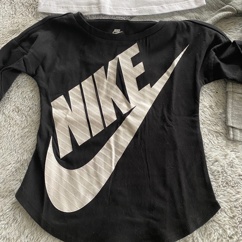 New Nike bundle - Picture 2 of 10